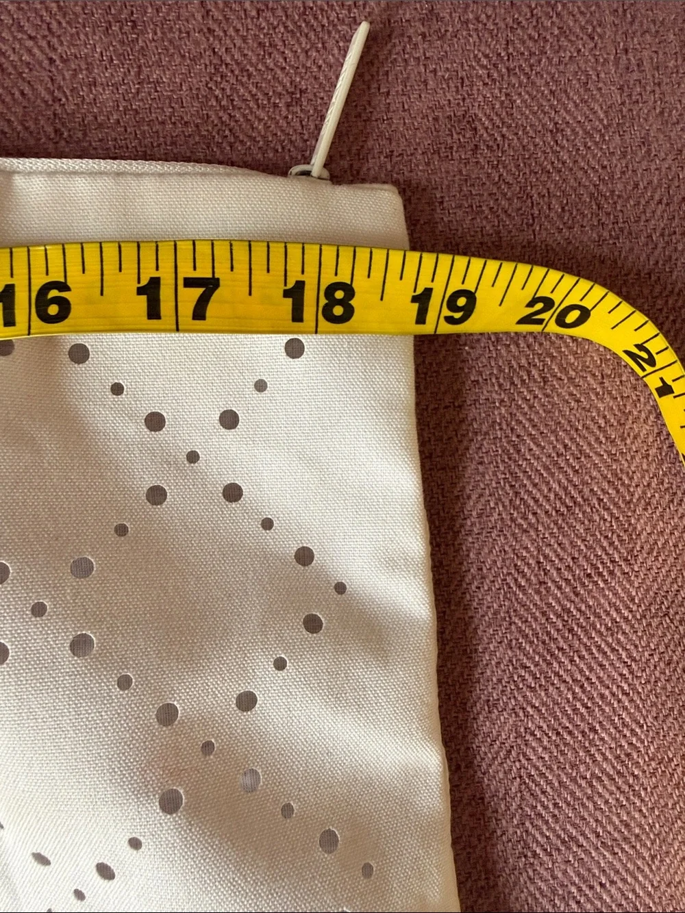 CHANEL White Quilted Dot Logo Dustbag zipped